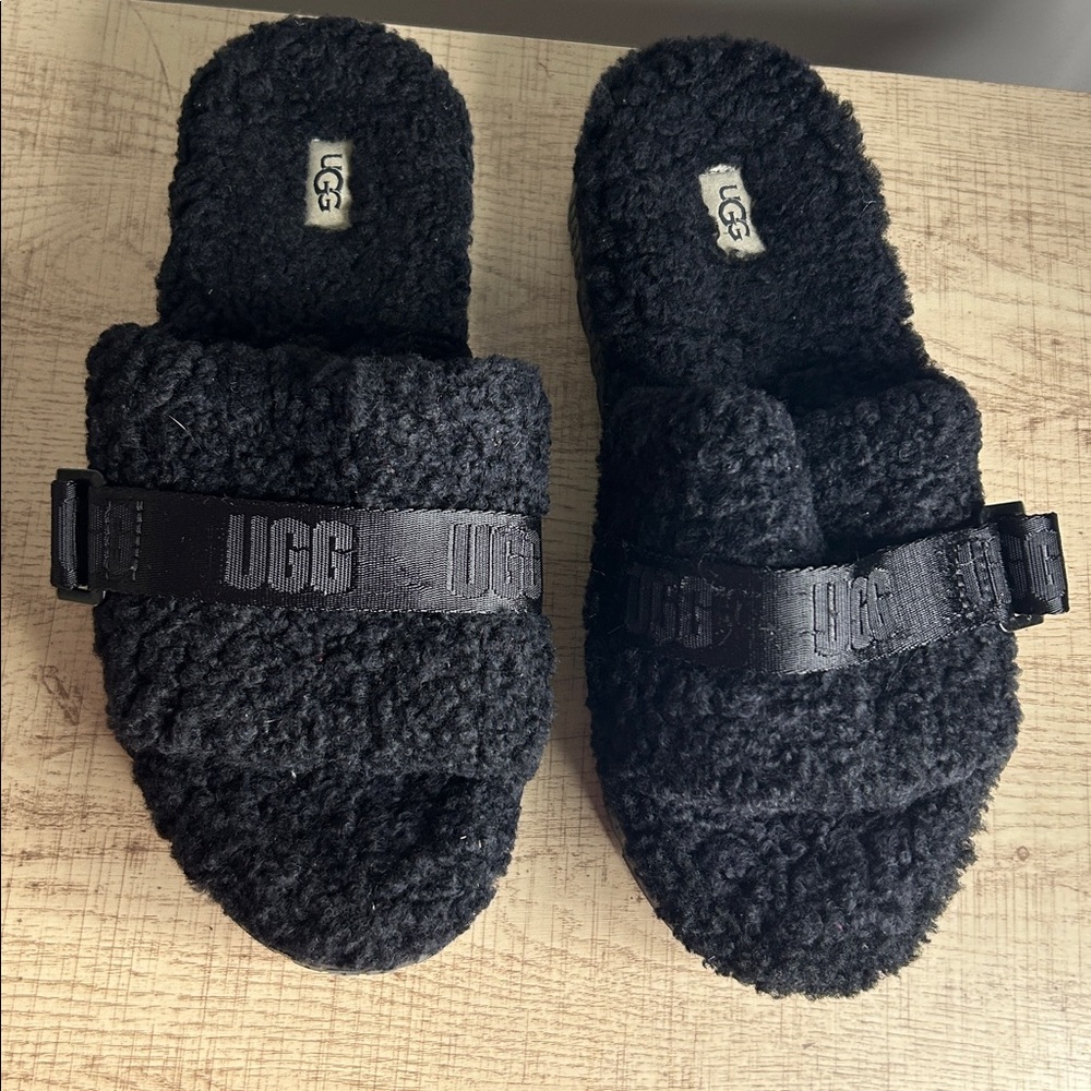 UGG Black Fluffy Slide Sandals size 10 - Picture 2 of 3